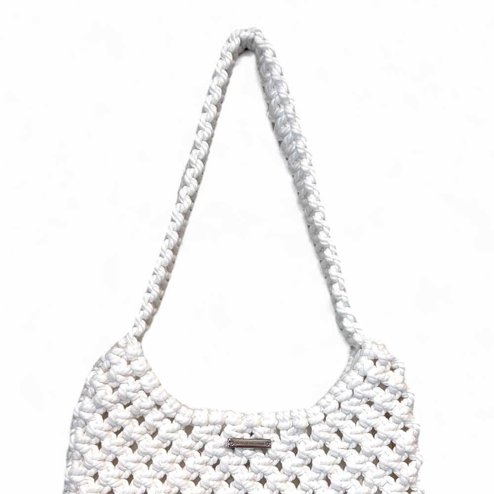 Borsa a mano e a tracolla in macramè bianco