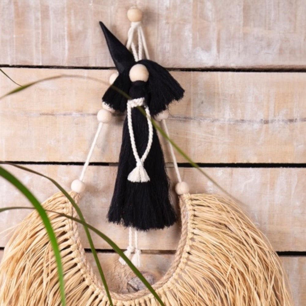 Natural Raffia Halloween Wall Decoration With Witch Figure